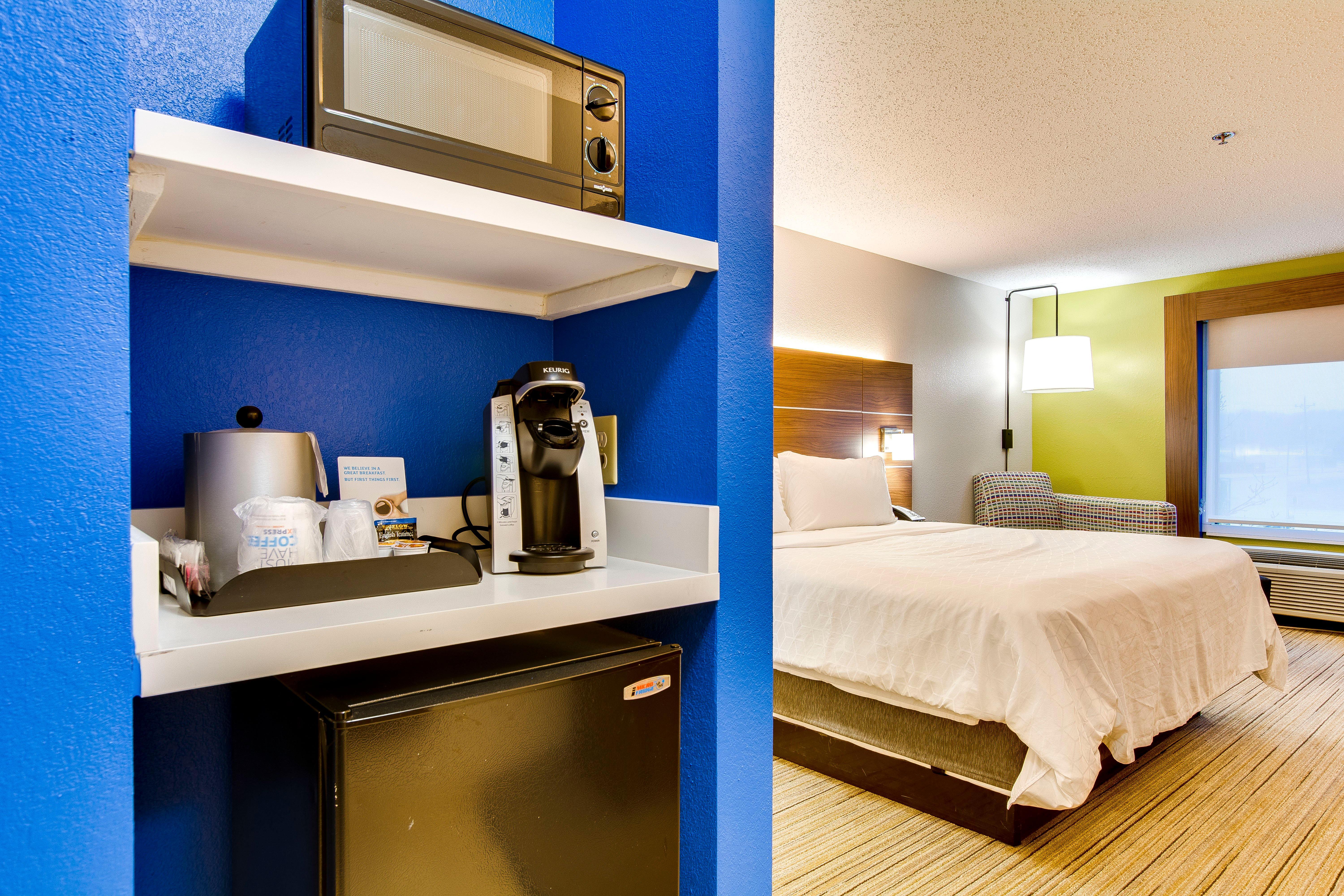 Holiday Inn Express Vincennes Exterior foto