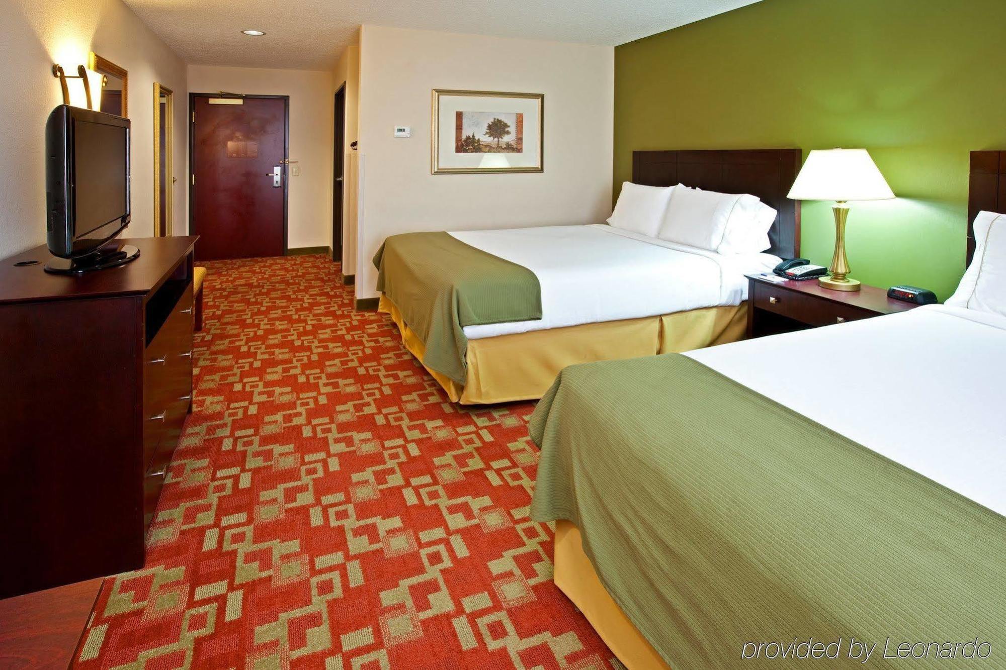 Holiday Inn Express Vincennes Exterior foto